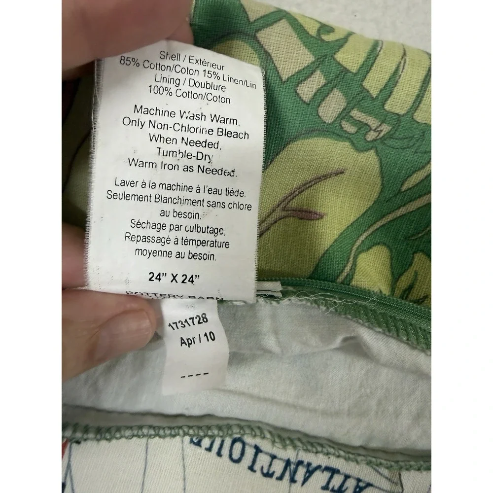 Pottery Barn Pillow Shams La Martinique‎ Map 24 X 24 Cotton Linen Blend Flaws